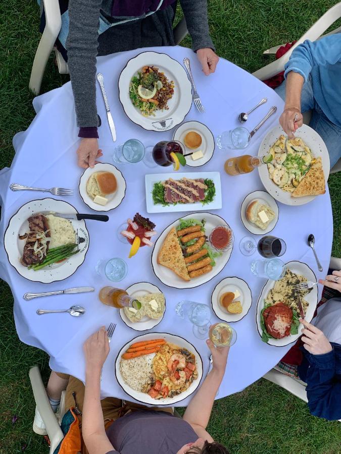 Lighthouse Inn Cape Cod West Dennis Esterno foto